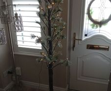Light up tree