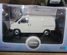 Oxford Diecast Vw T4 Van Grey White 1.76 Scale