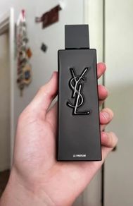Yves Saint Laurent - MYSLF Le Parfum