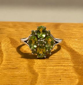 Vintage 9ct Gold Peridot Cluster Ring, Size N
