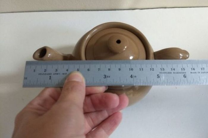 Stylish Small Teapot by Dudson Vitrified Stoneware, Hanley, England, Holds 300 ml, Half a Pint, A Lovely Utility Ware Piece
