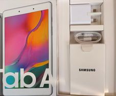 Samsung Galaxy Tab A 8.0" (2019) Excellent Condition + Kids Case & Box