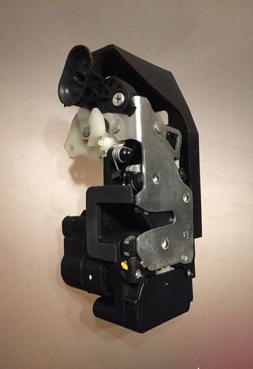 LH Rear Door Lock (Alfa Romeo 156)