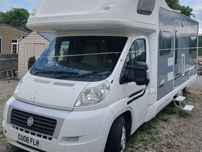 Camper
