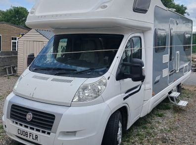 Camper