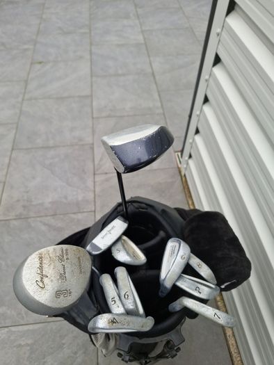 golf bag and clubs