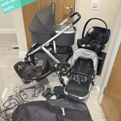 Amaizing  Condition Uppababy Vista  V2 travwl system