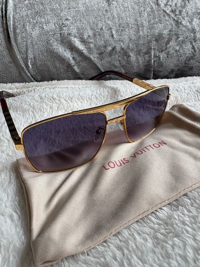 sunglass