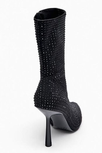 High-heel Dressy Ankle Boots With Sparkly Rhinestones Sequins Jet Black. In Excellent Condition Size Eu 39 Uk 6.   With original protective bag.