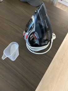 Russell Hobbs Steam Iron