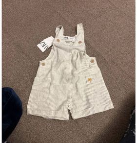 ZARA dungarees outfit