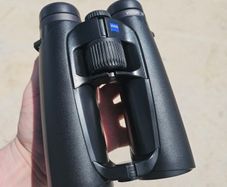 Zeiss Victory SF 10 X 42 Binoculars