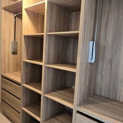 Walk in wardrobes