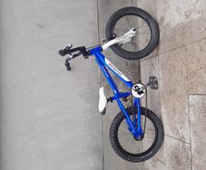Specialized hotrock 16" kids bike