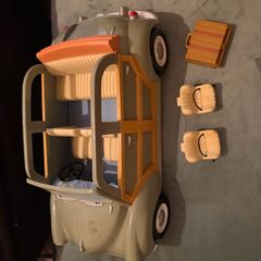 sylvanian families saloon car