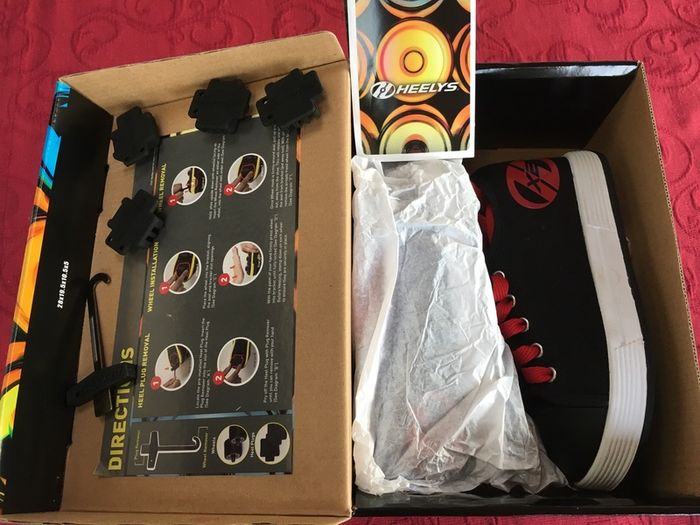 HEELYS black/red