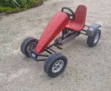 Berg Go cart Can deliver read ad