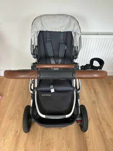 Uppababy Vista V2