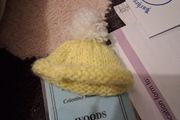 small hat for innocent smoothie bottle