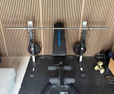 weight bench