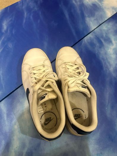 Nike trainers
