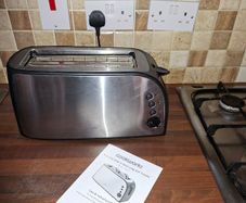 Cookworks XB8133 4 Slice Toaster with Defrost Function 1500W Stainless Steel