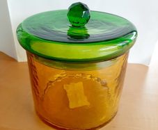 Glass keepsake jar BN