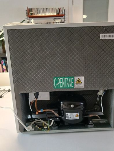 Power Point Mini Fridge or Freezer