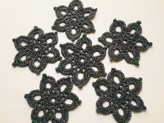 Set of 6 Cute Crochet Little Stars, Christmas Decor & Coasters