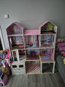 Dolls house