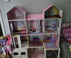 Dolls house