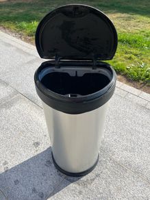 Curves large bin