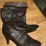 Vintage brown leather boots with heel Image 2