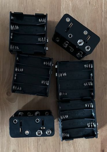 Job Lot 6 x 8-Cell AA Battery Holders - New