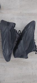 yeezy boost trainers mens size 10 brand new