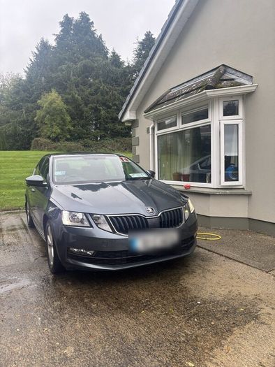 Skoda Octavia 2019 automatic 1.6L diesel