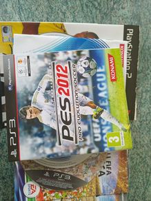 ps2 ps3 ps4 soccer game disc and manuals , covers free