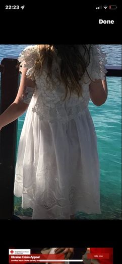 Flower girl