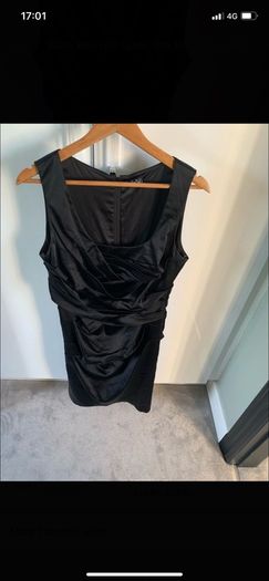 Vera Mont black dress