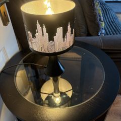 Table lamp