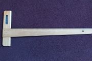 T- Square 66.5 cm