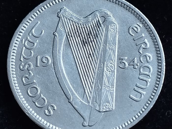 Ireland - 1934 - 6 Pence - Wolfhound - KM.5 - [2060]