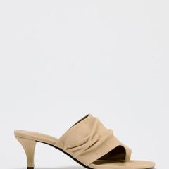 Suede Sandals With Heel Size Uk 2  23 Cm