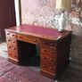 Victorian antique mahogany pedestal Desk Image 2