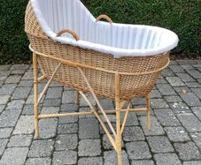 Large moses basket