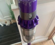 Dyson  V10   Cordless