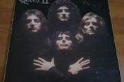 lP Vinil - Queen. 9 Albums + 2 Solo albums. In good condition.