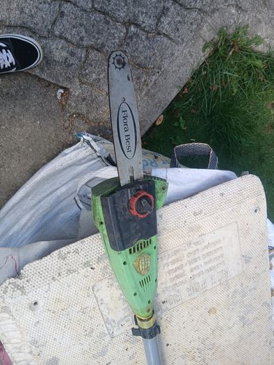 hedge trimmer