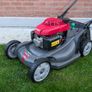 Honda HRX537 HYE Self-Propelled Lawnmower Image 2