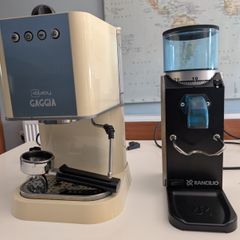 Bundle: Rancilio Rocky Doserless and Gaggia Baby 06